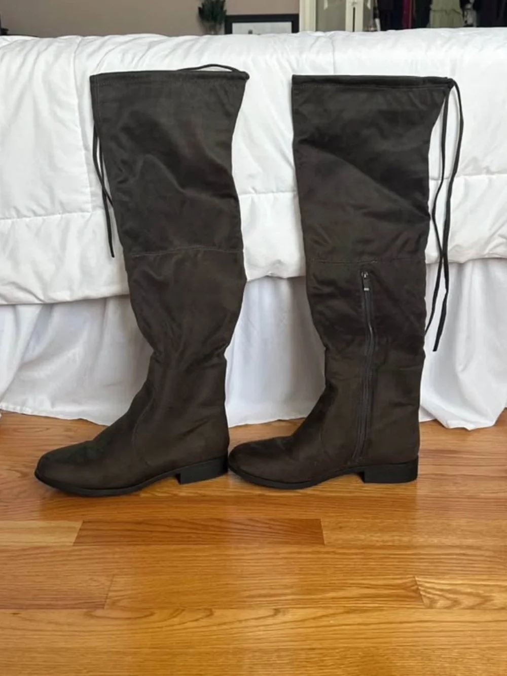 Women's Over-the-Knee Boots in Dark Grey